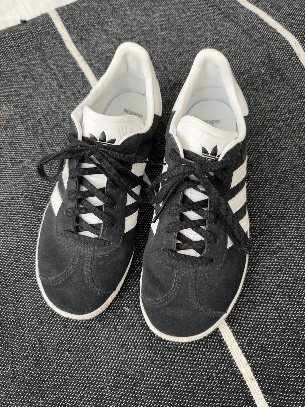 Big kid adidas gazelle Ortho lite black suede sneakers with white details